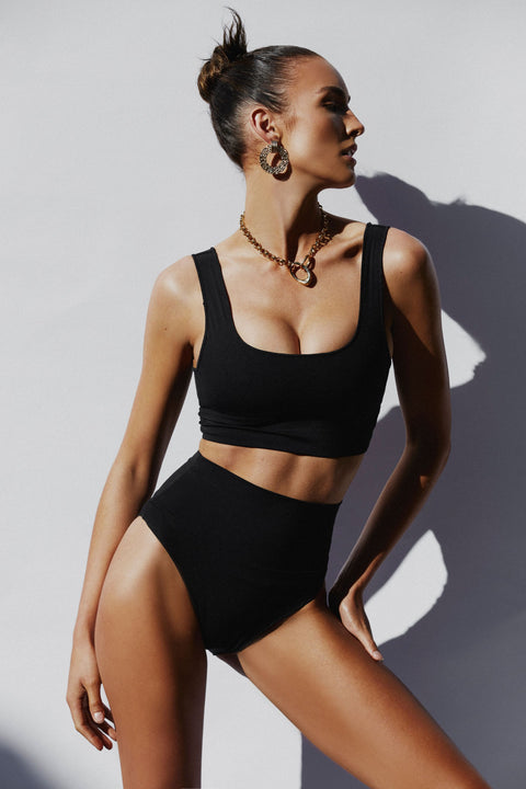 The Contour Crop Top